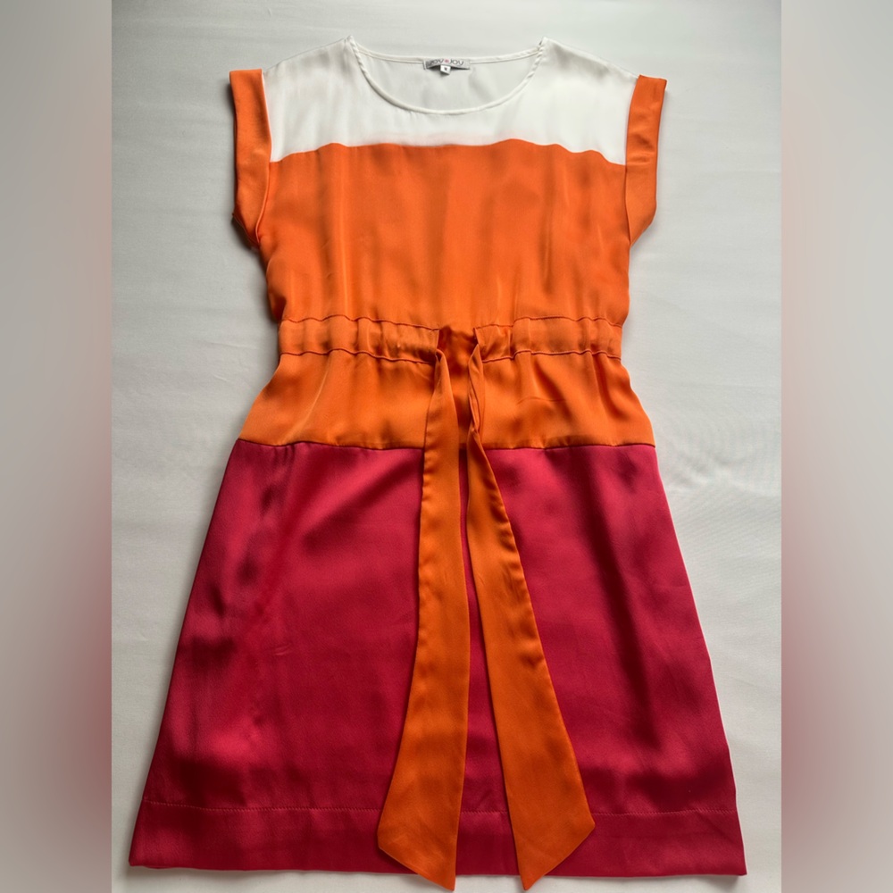 Joy Joy colorblock dress with front belted tie. Size M. Silky feel.